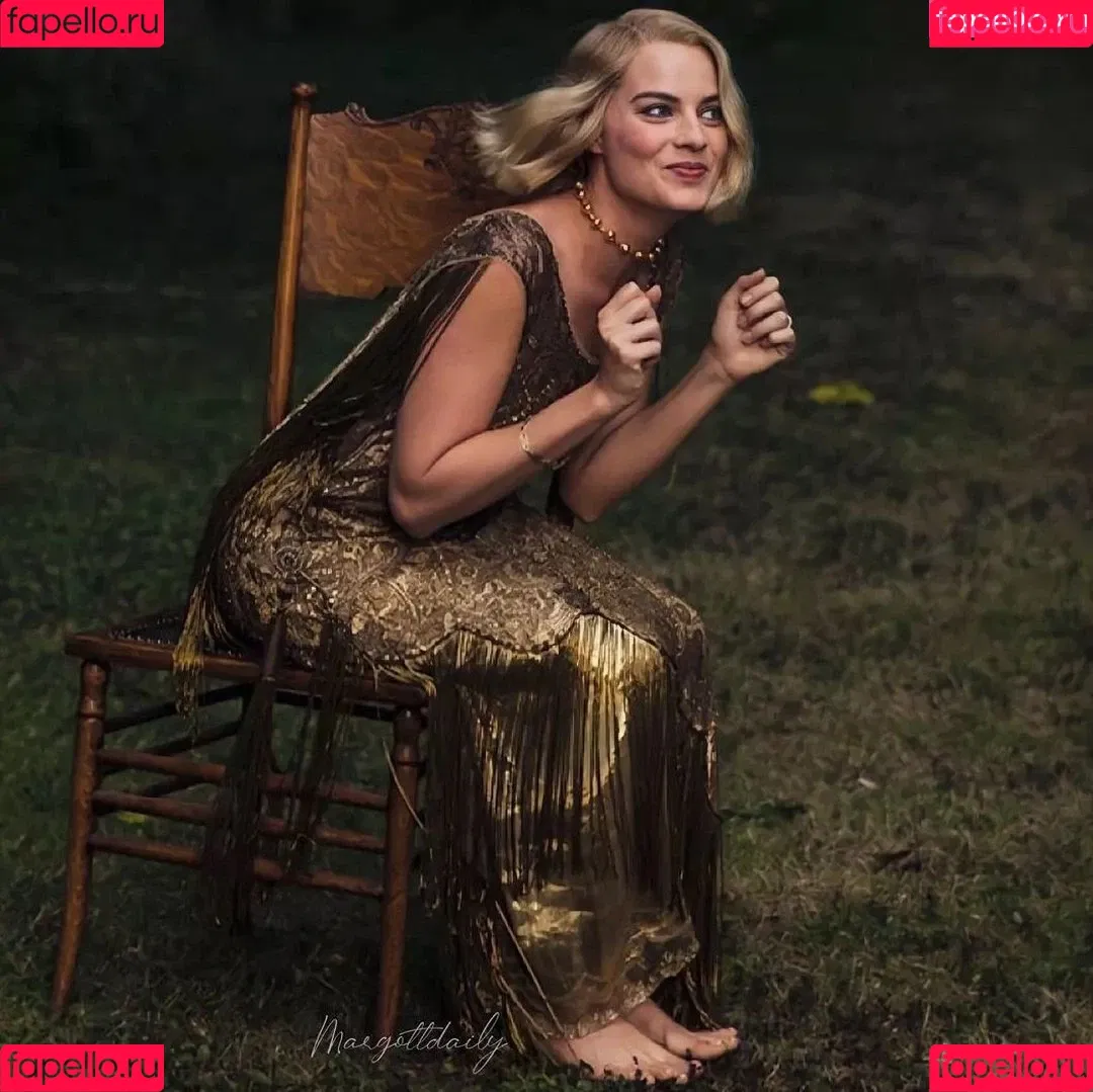 Margot Robbie / margotrobbieofficial Onlyfans Photo Gallery 