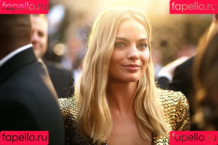 Margot Robbie / margotrobbieofficial Onlyfans Photo Gallery 