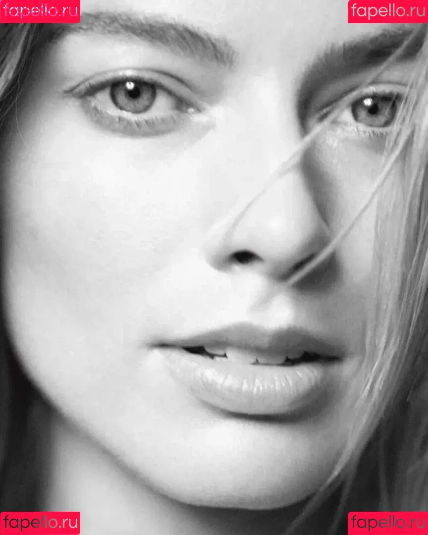 Margot Robbie / margotrobbieofficial Onlyfans Photo Gallery 