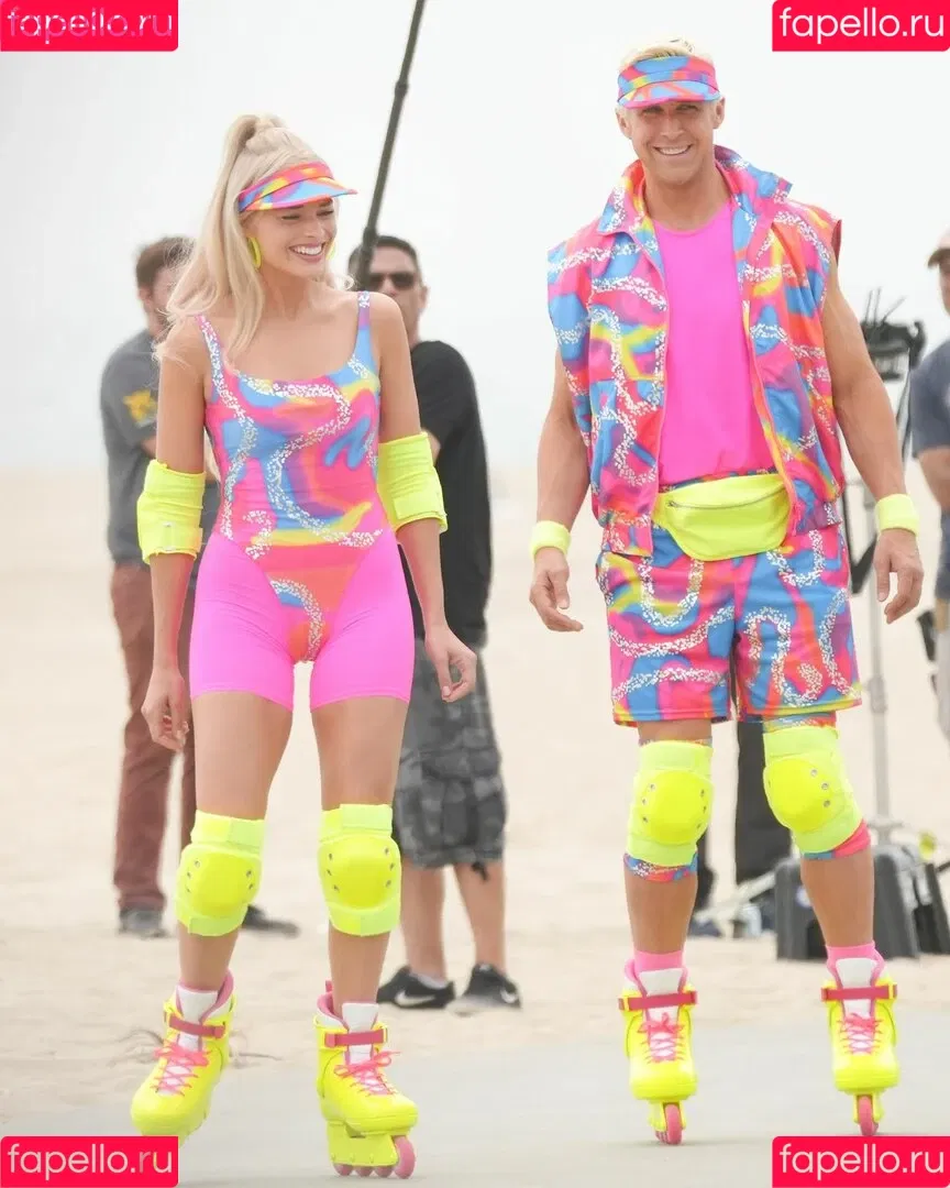 Margot Robbie / margotrobbieofficial Onlyfans Photo Gallery 