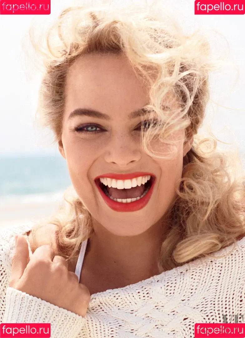 Margot Robbie / margotrobbieofficial Onlyfans Photo Gallery 