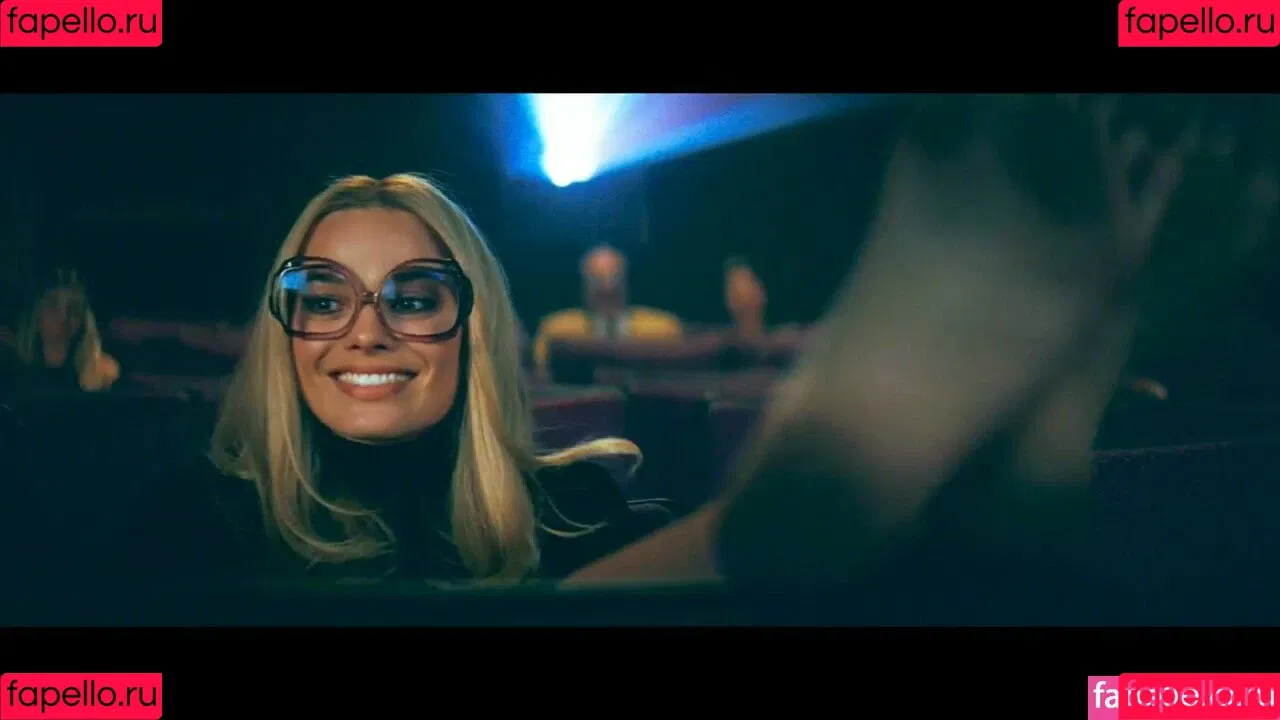 Margot Robbie / margotrobbieofficial Onlyfans Photo Gallery 