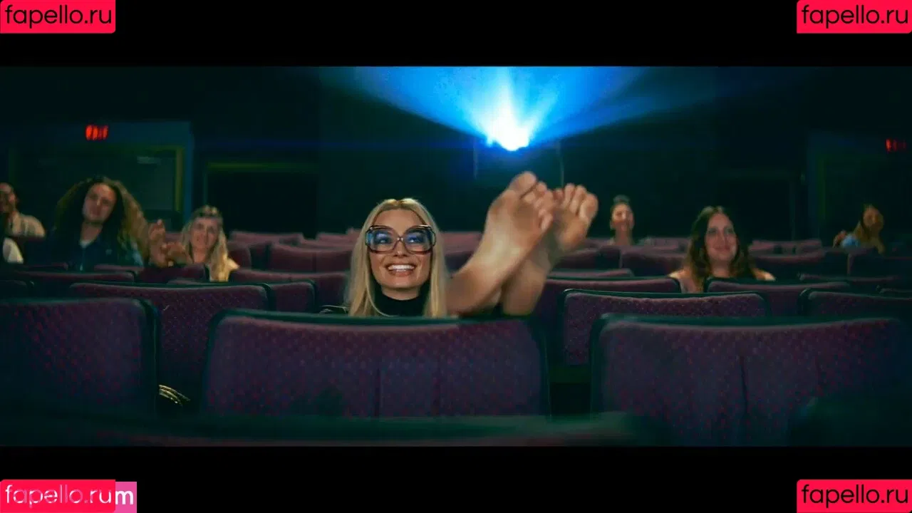 Margot Robbie / margotrobbieofficial Onlyfans Photo Gallery 