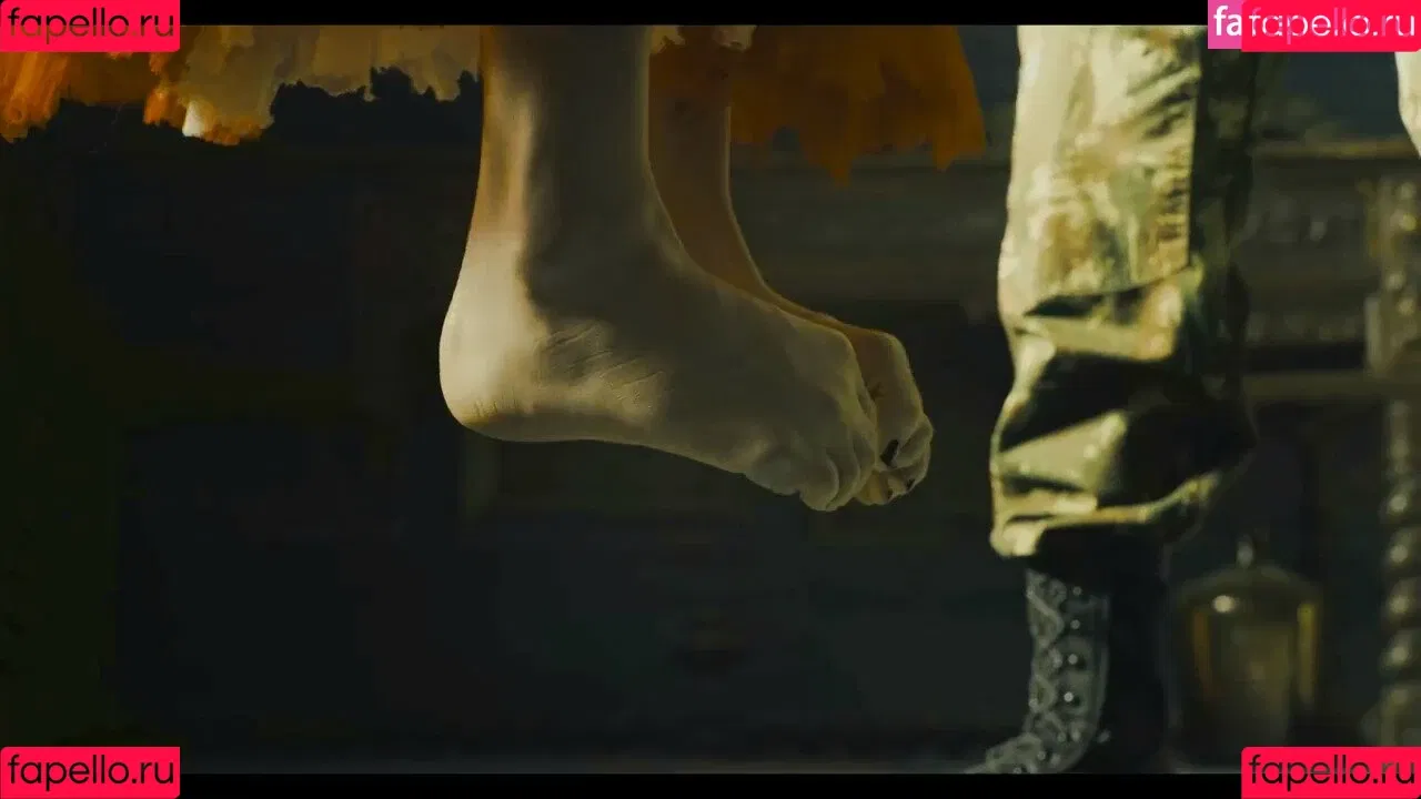 Margot Robbie / margotrobbieofficial Onlyfans Photo Gallery 