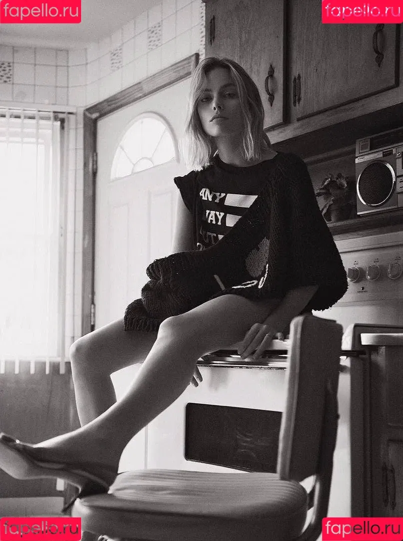 Margot Robbie / margotrobbieofficial Onlyfans Photo Gallery 