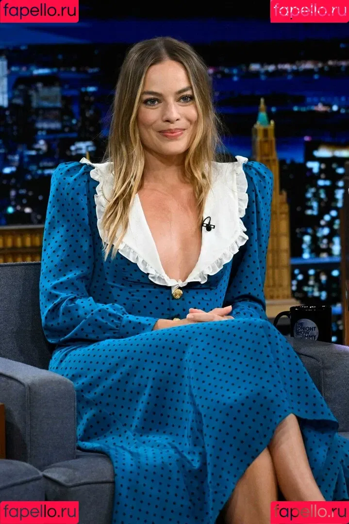 Margot Robbie / margotrobbieofficial Onlyfans Photo Gallery 