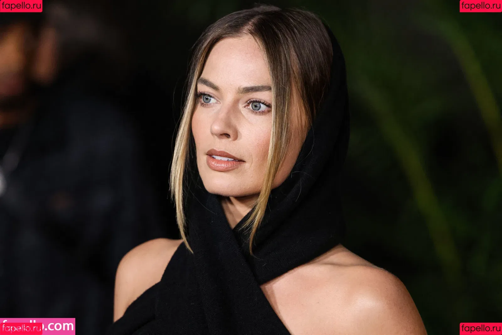 Margot Robbie / margotrobbieofficial Onlyfans Photo Gallery 
