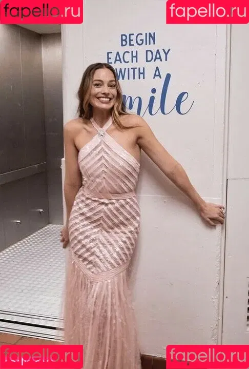 Margot Robbie / margotrobbieofficial Onlyfans Photo Gallery 