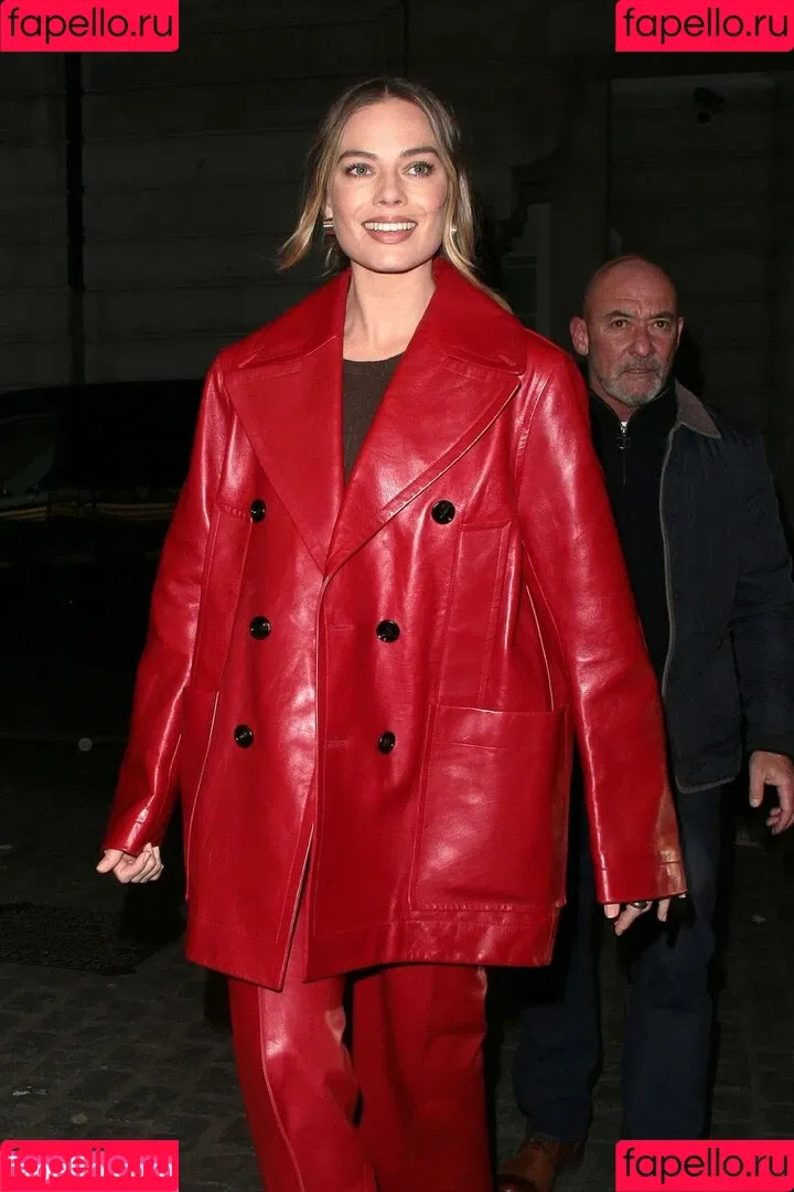 Margot Robbie / margotrobbieofficial Onlyfans Photo Gallery 