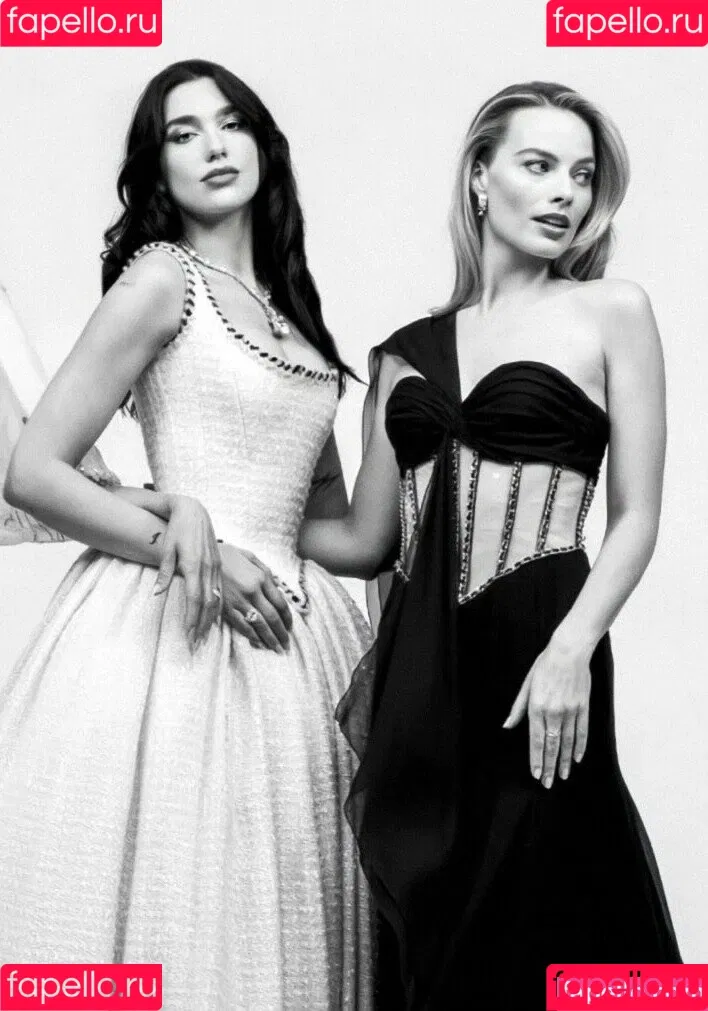 Margot Robbie / margotrobbieofficial Onlyfans Photo Gallery 