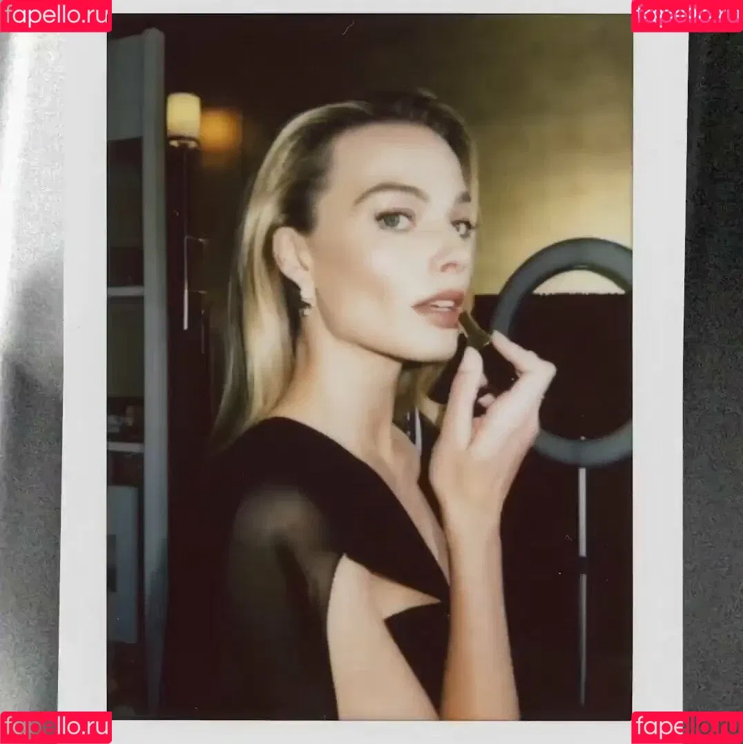 Margot Robbie / margotrobbieofficial Onlyfans Photo Gallery 