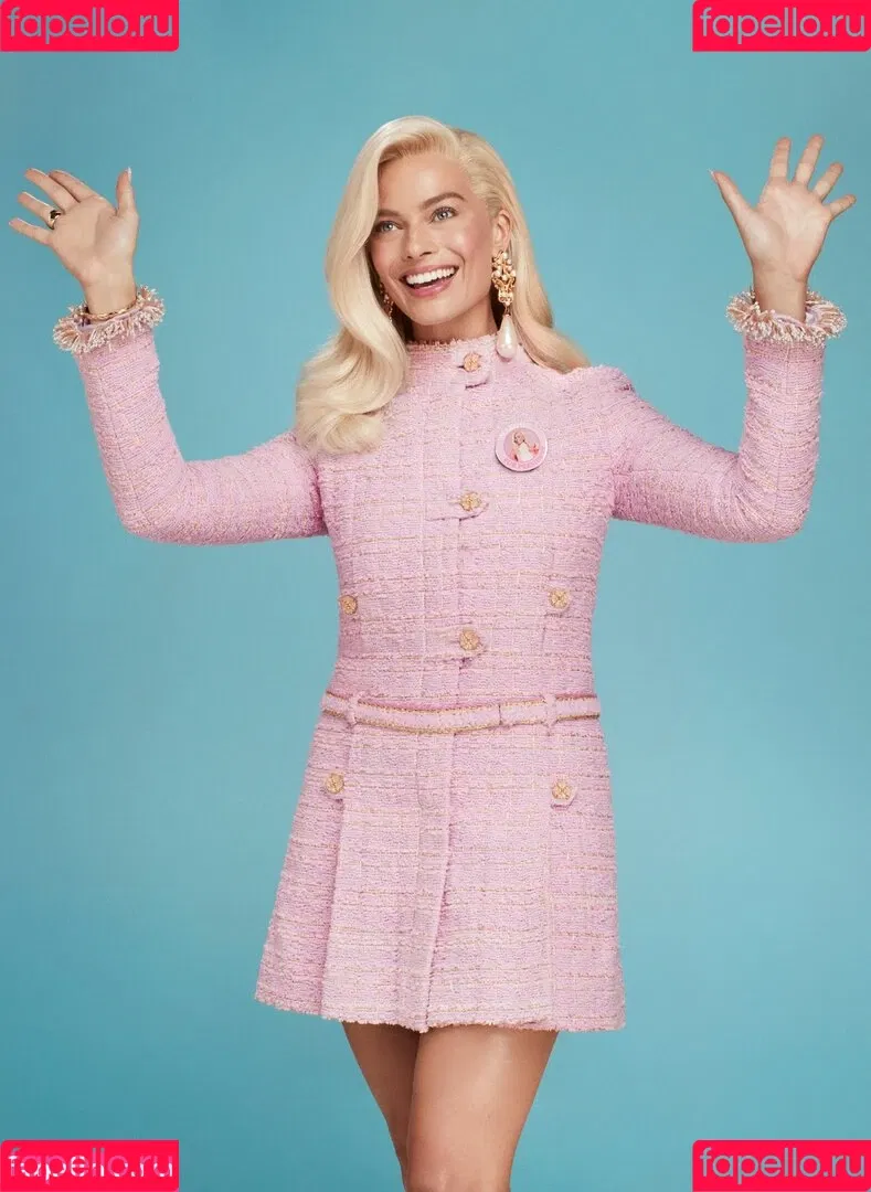 Margot Robbie / margotrobbieofficial Onlyfans Photo Gallery 