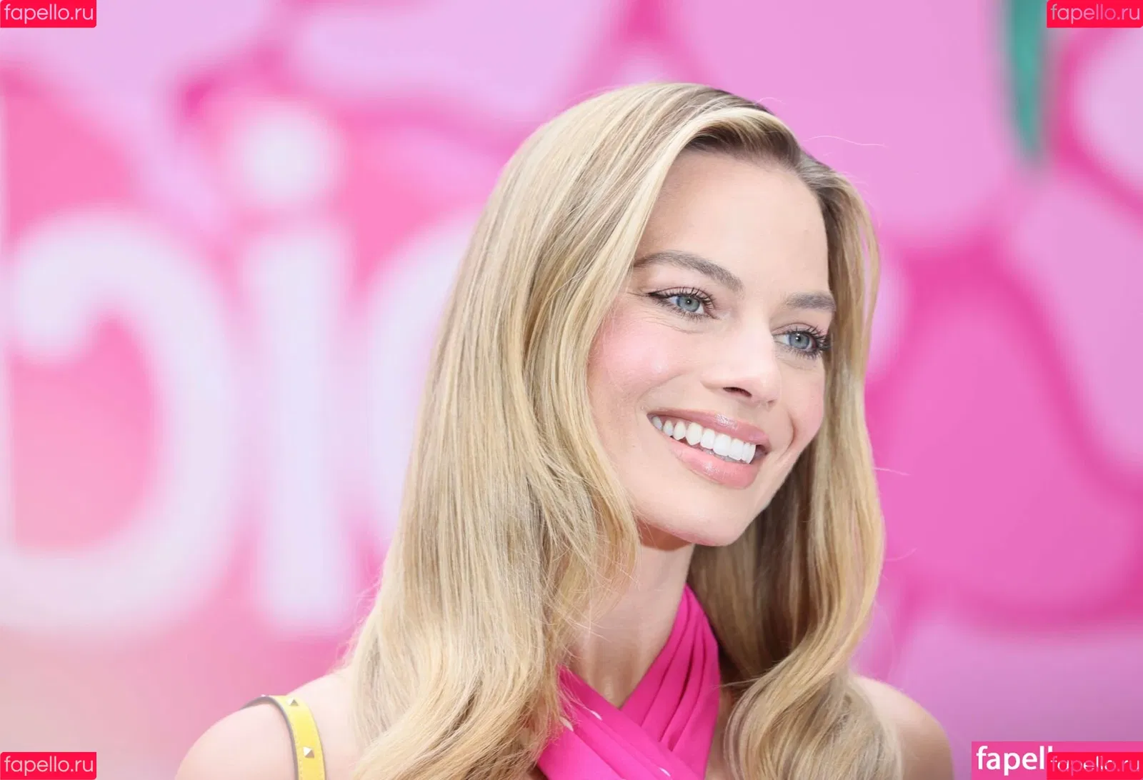 Margot Robbie / margotrobbieofficial Onlyfans Photo Gallery 