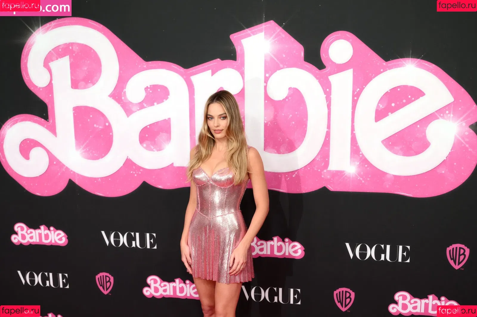 Margot Robbie / margotrobbieofficial Onlyfans Photo Gallery 