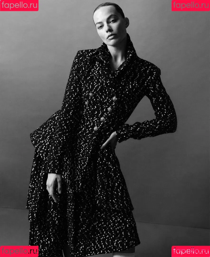 Margot Robbie / margotrobbieofficial Onlyfans Photo Gallery 