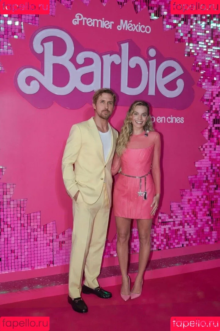 Margot Robbie / margotrobbieofficial Onlyfans Photo Gallery 