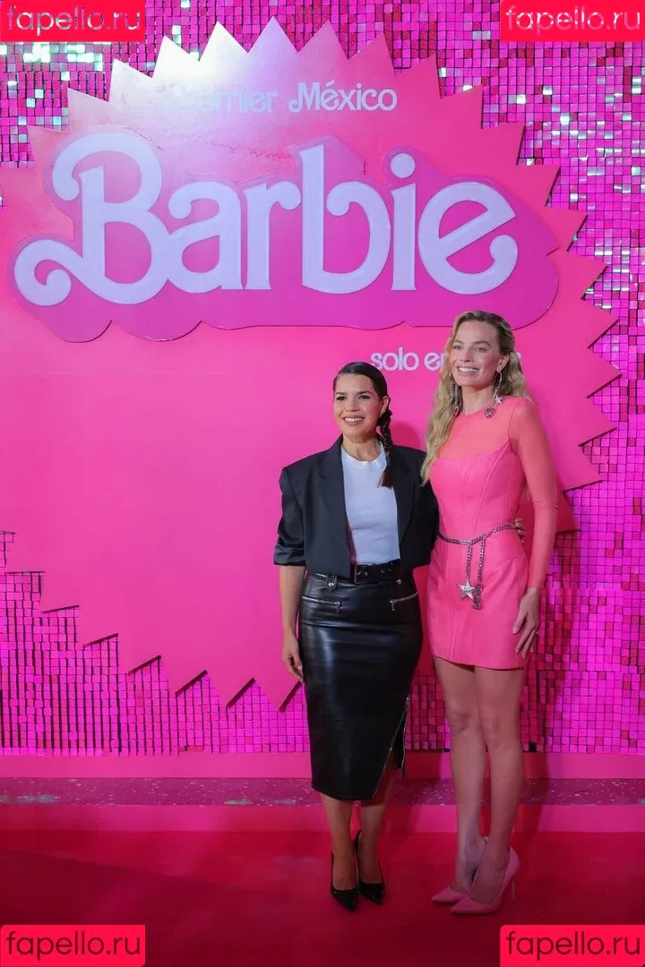 Margot Robbie / margotrobbieofficial Onlyfans Photo Gallery 