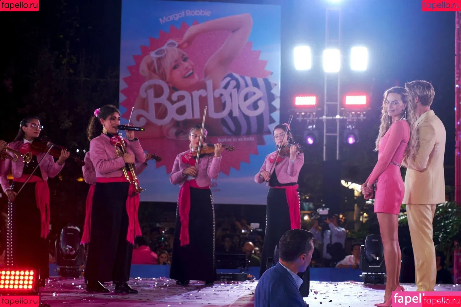 Margot Robbie / margotrobbieofficial Onlyfans Photo Gallery 