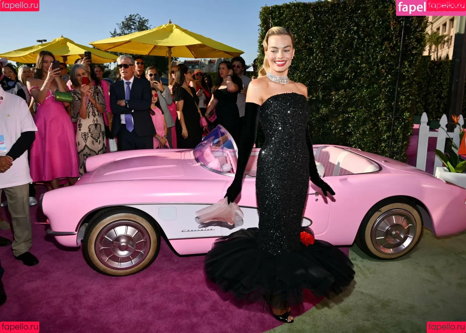 Margot Robbie / margotrobbieofficial Onlyfans Photo Gallery 