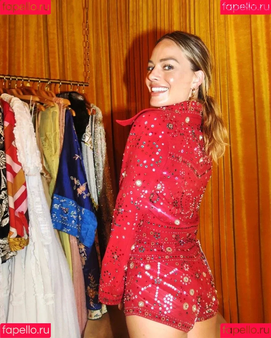 Margot Robbie / margotrobbieofficial Onlyfans Photo Gallery 
