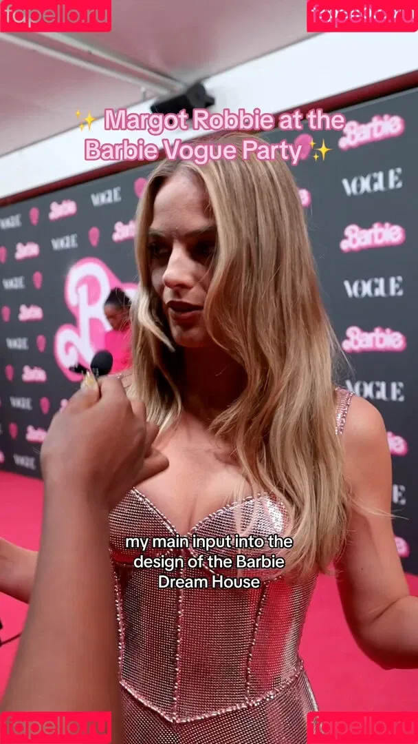 Margot Robbie / margotrobbieofficial Onlyfans Photo Gallery 