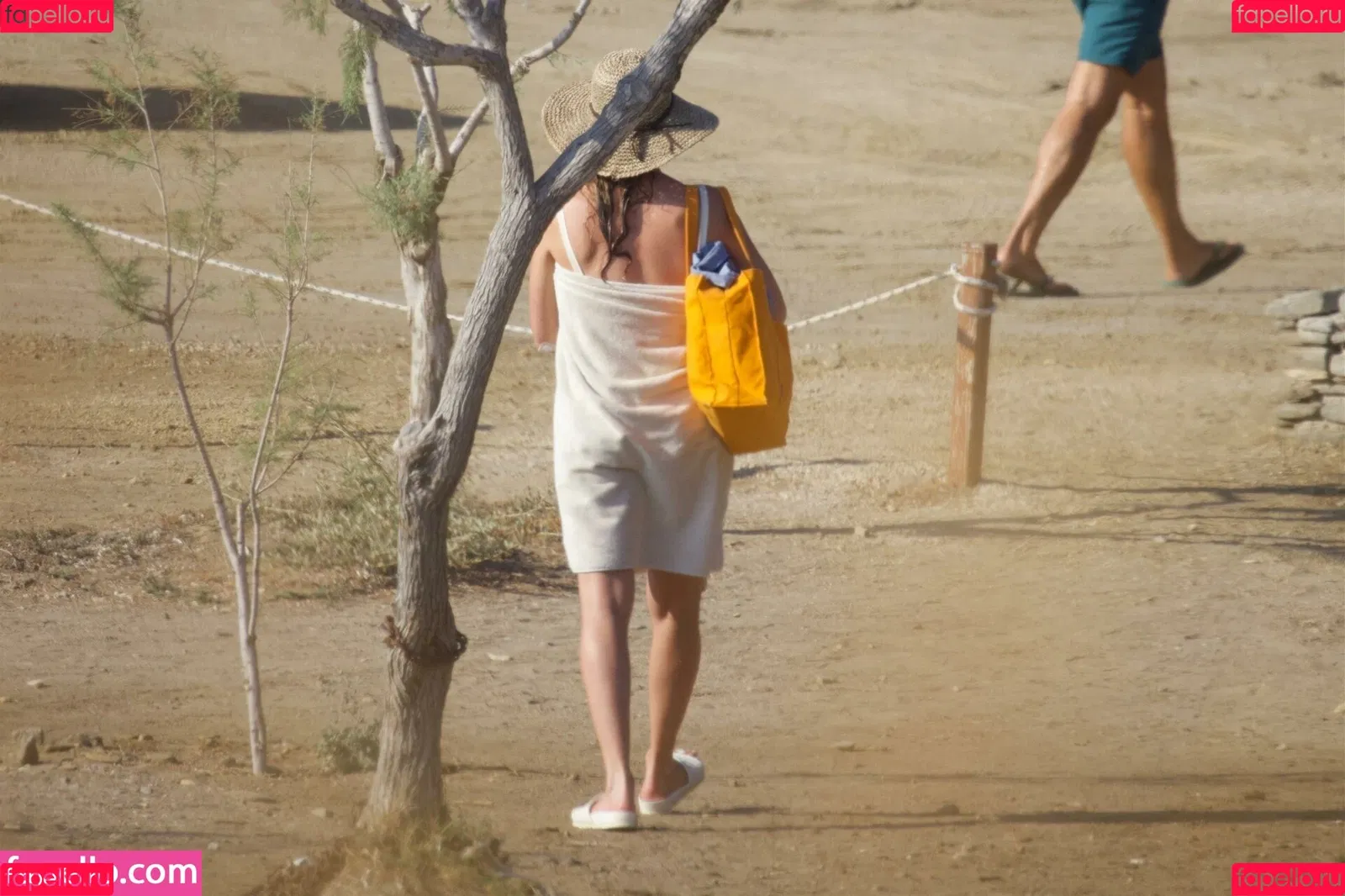 Margot Robbie / margotrobbieofficial Onlyfans Photo Gallery 