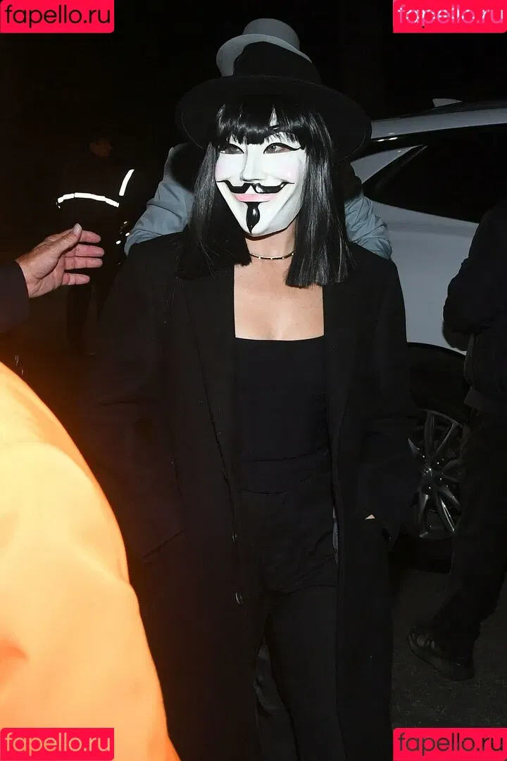 Margot Robbie / margotrobbieofficial Onlyfans Photo Gallery 