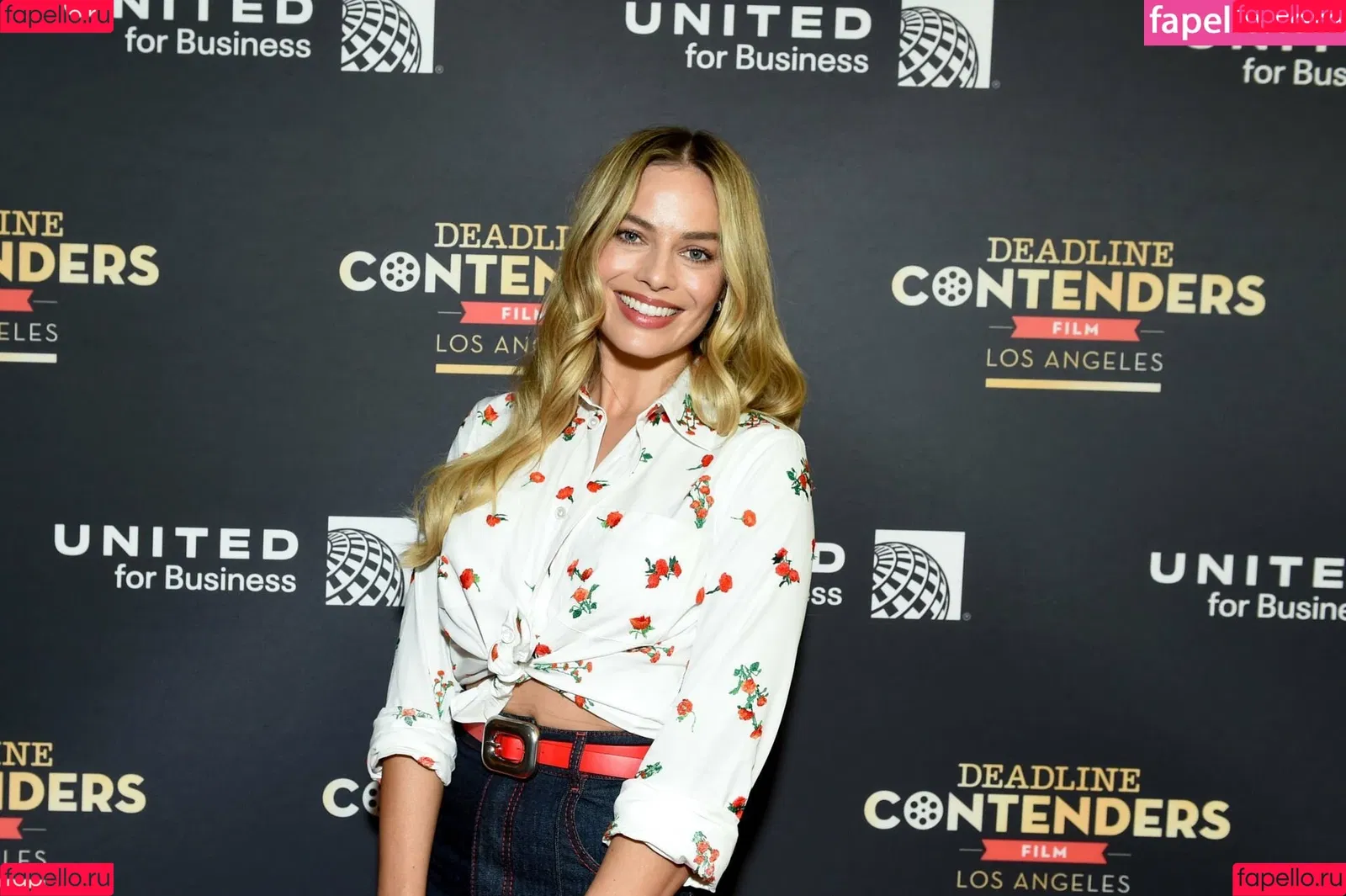 Margot Robbie / margotrobbieofficial Onlyfans Photo Gallery 