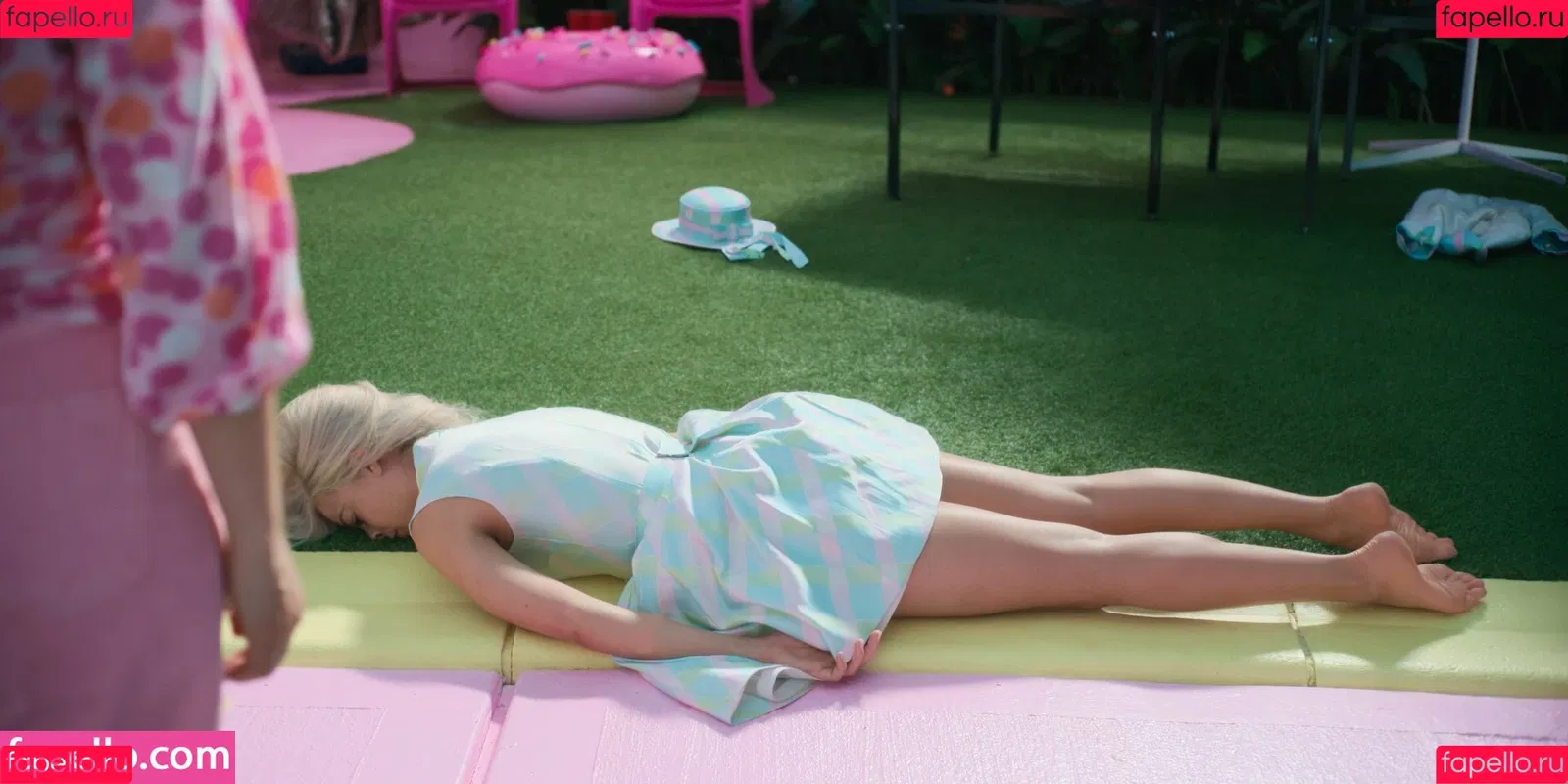 Margot Robbie / margotrobbieofficial Onlyfans Photo Gallery 