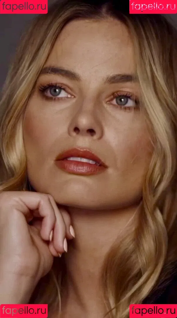 Margot Robbie / margotrobbieofficial Onlyfans Photo Gallery 