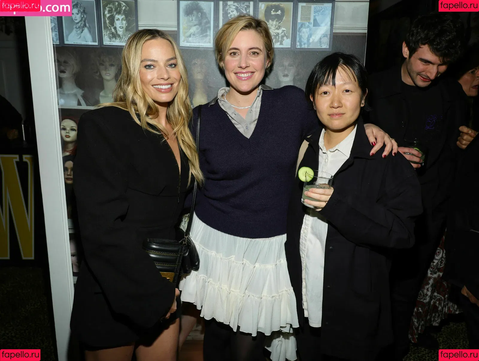 Margot Robbie / margotrobbieofficial Onlyfans Photo Gallery 