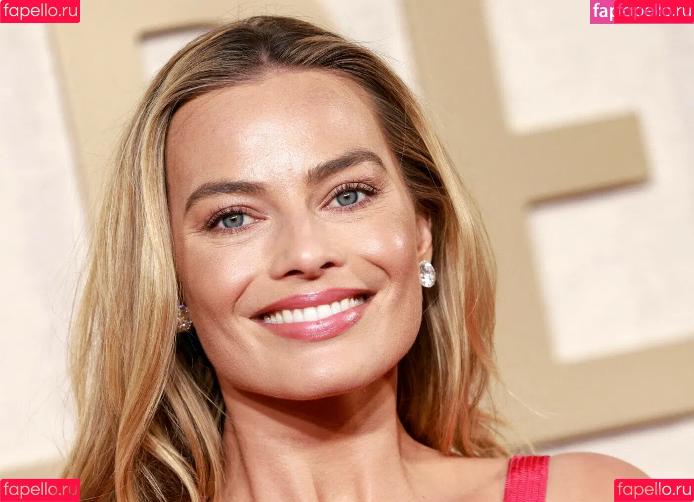 Margot Robbie / margotrobbieofficial Onlyfans Photo Gallery 