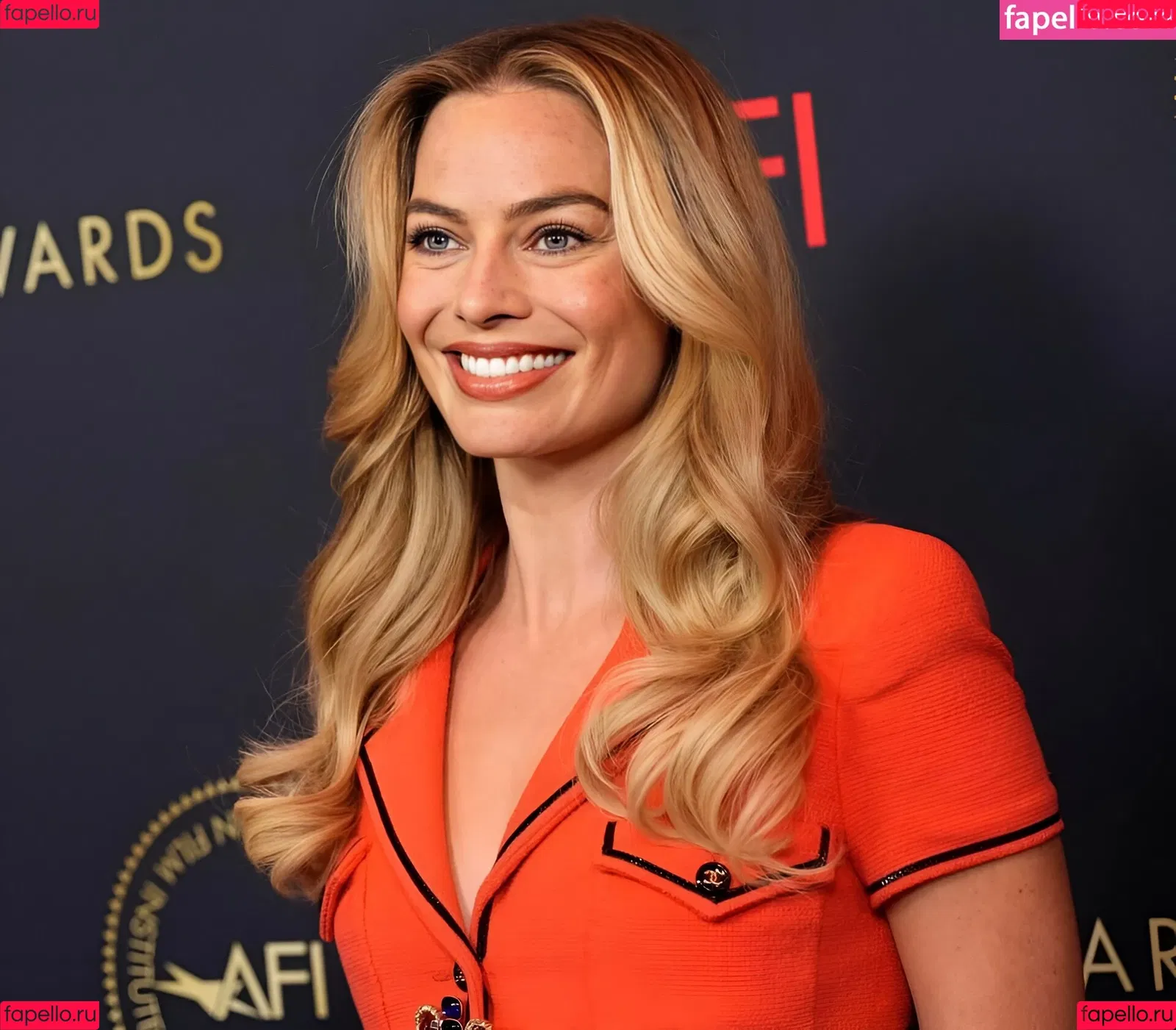 Margot Robbie / margotrobbieofficial Onlyfans Photo Gallery 