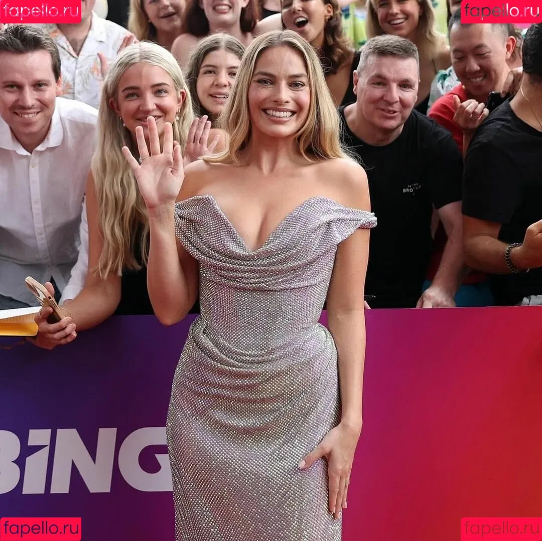 Margot Robbie / margotrobbieofficial Onlyfans Photo Gallery 