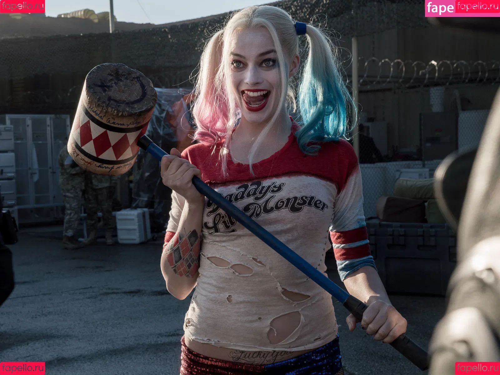 Margot Robbie / margotrobbieofficial Onlyfans Photo Gallery 