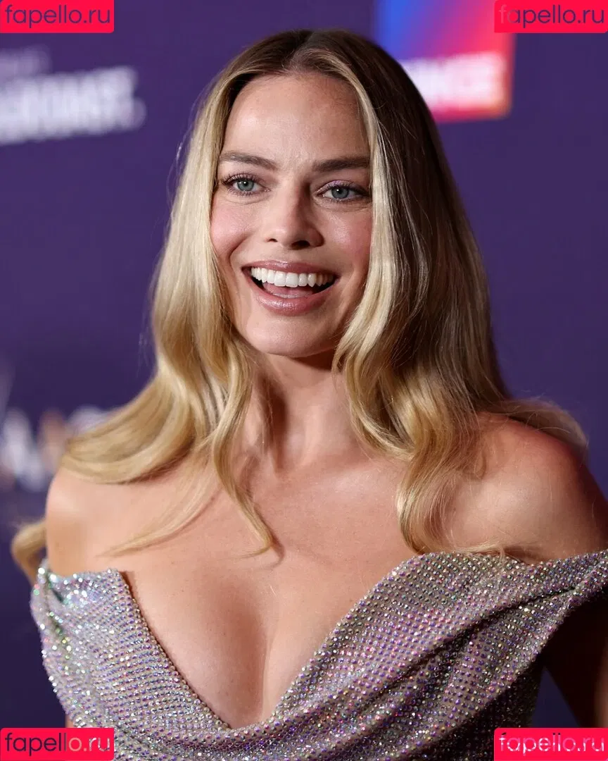 Margot Robbie / margotrobbieofficial Onlyfans Photo Gallery 