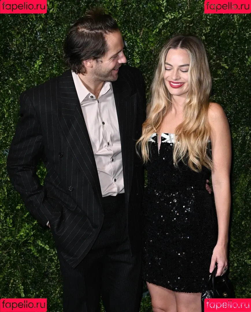 Margot Robbie / margotrobbieofficial Onlyfans Photo Gallery 