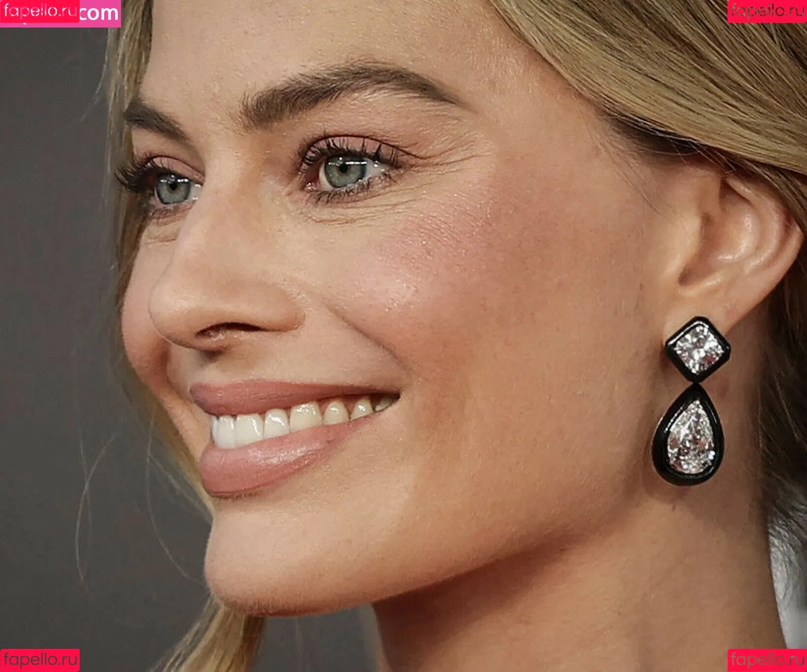 Margot Robbie / margotrobbieofficial Onlyfans Photo Gallery 