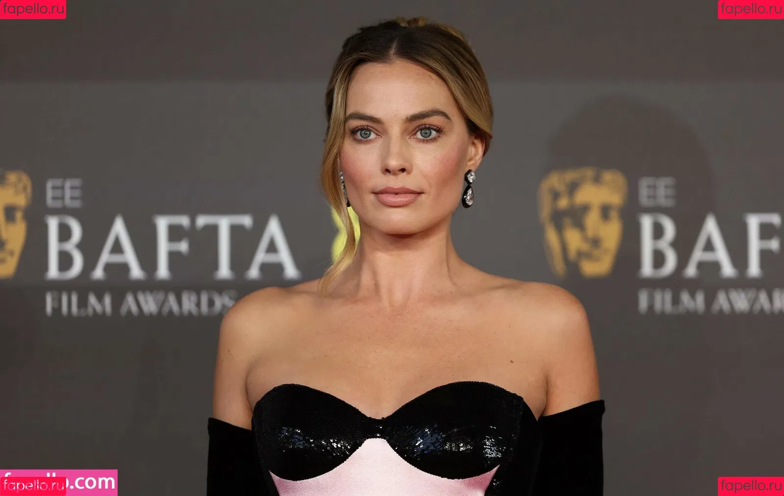 Margot Robbie / margotrobbieofficial Onlyfans Photo Gallery 