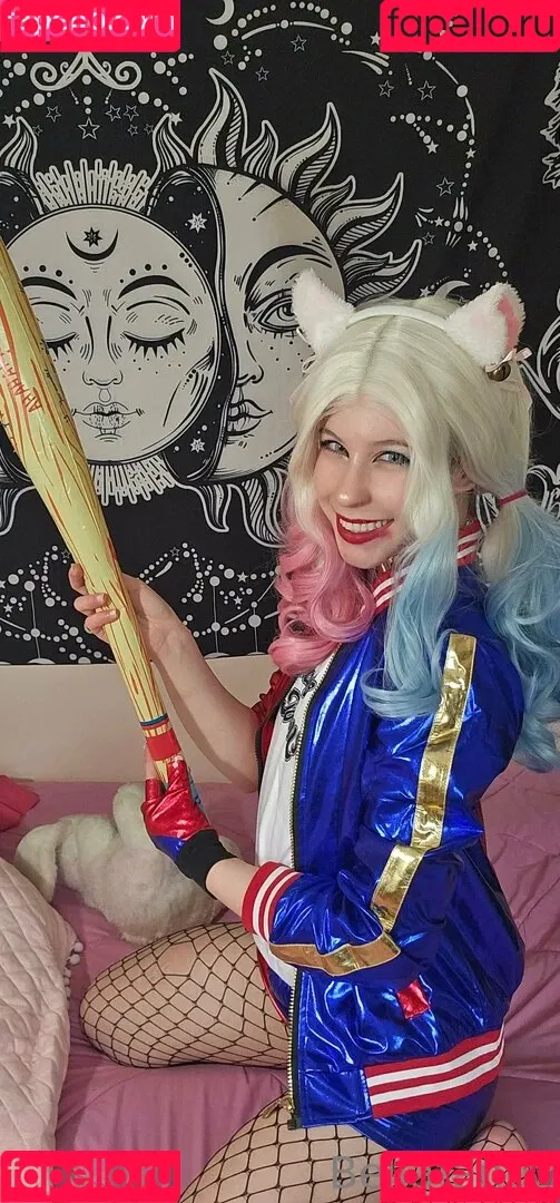 ahegaofangz / bellafangz Onlyfans Photo Gallery 