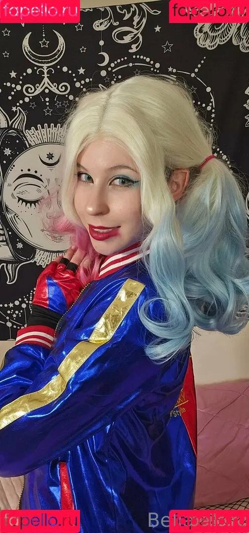 ahegaofangz / bellafangz Onlyfans Photo Gallery 