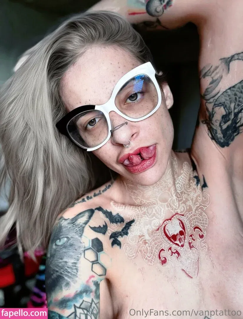 vanntattoo / vanptattoo Onlyfans Photo Gallery 