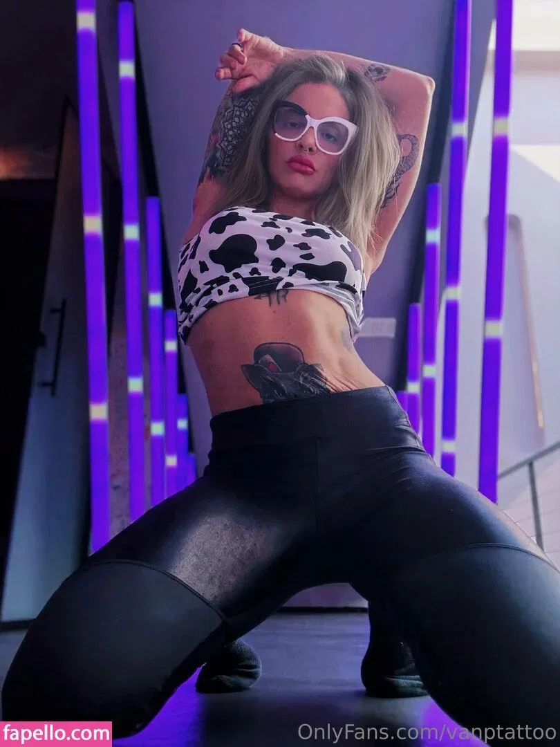 vanntattoo / vanptattoo Onlyfans Photo Gallery 