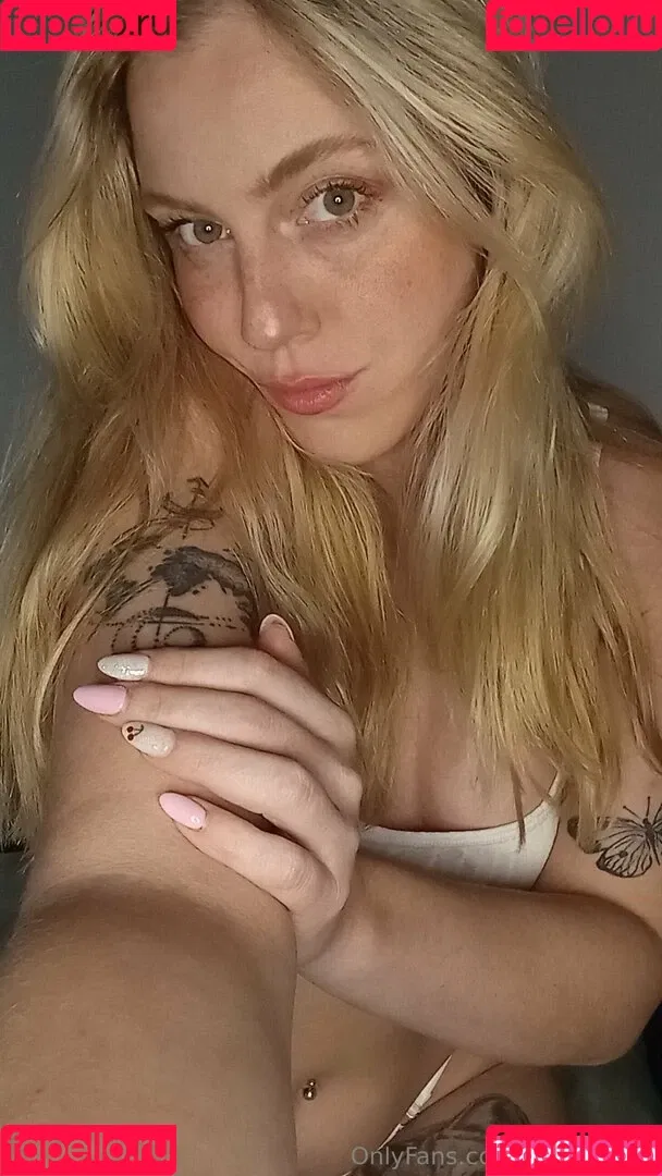 biancanero / mariabiancanero Onlyfans Photo Gallery 