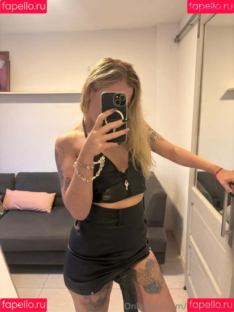 biancanero / mariabiancanero Onlyfans Photo Gallery 