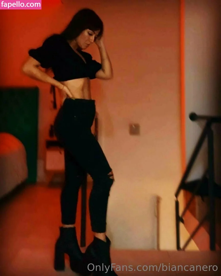 biancanero / mariabiancanero Onlyfans Photo Gallery 