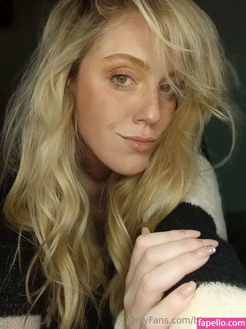 biancanero / mariabiancanero Onlyfans Photo Gallery 