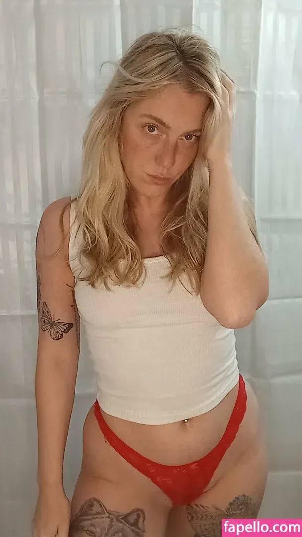 biancanero / mariabiancanero Onlyfans Photo Gallery 