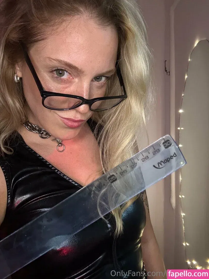 biancanero / mariabiancanero Onlyfans Photo Gallery 