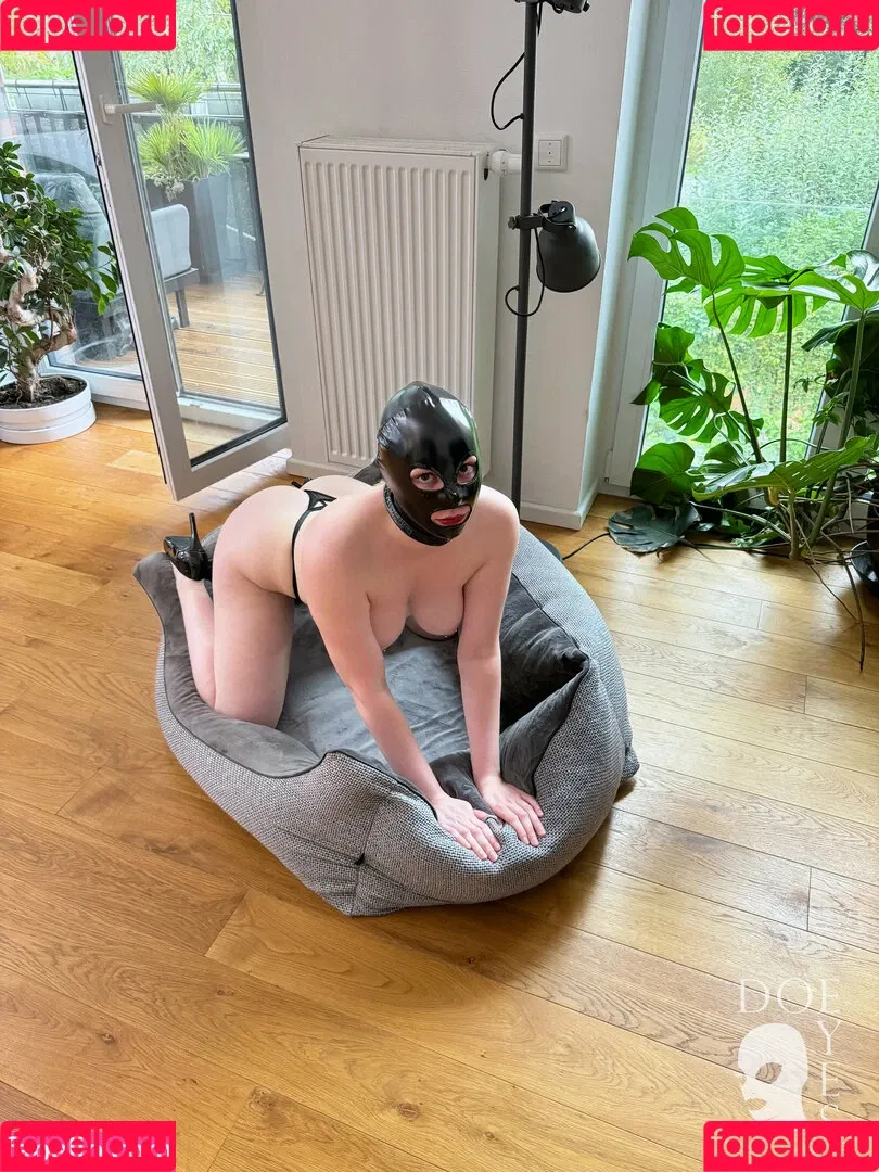 doe-eyes-official / doe_eyes_official Onlyfans Photo Gallery 